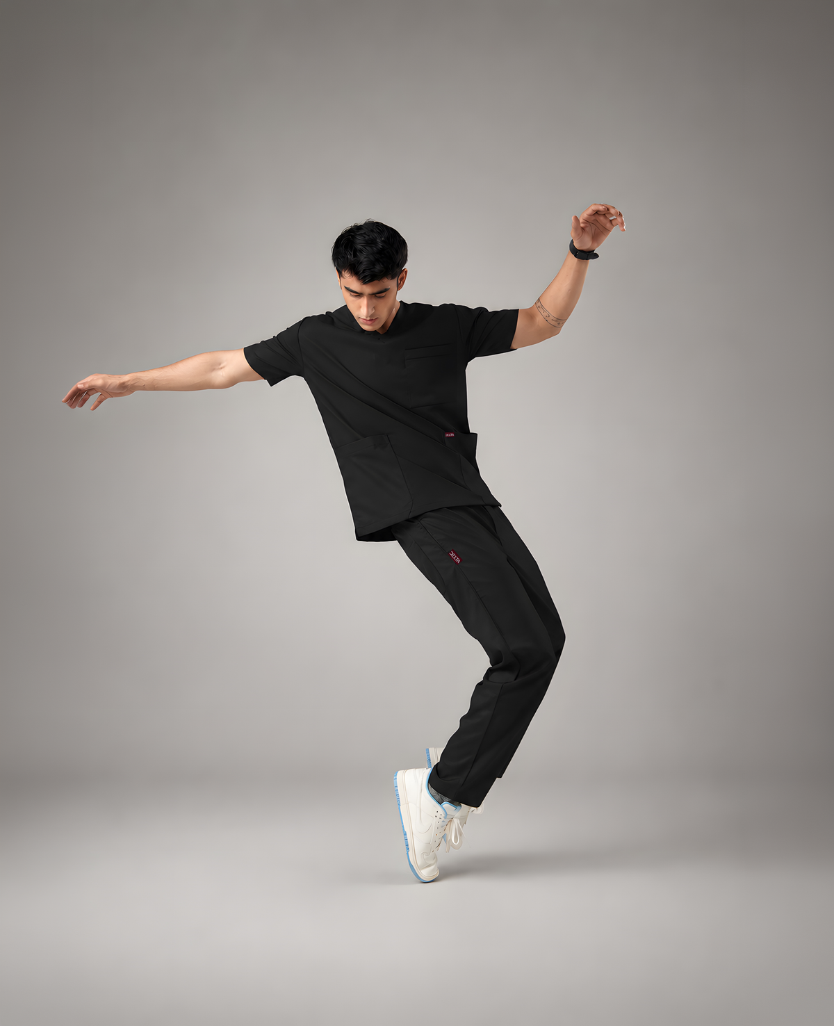 Classic Men's V-Neck New Gen Scrub