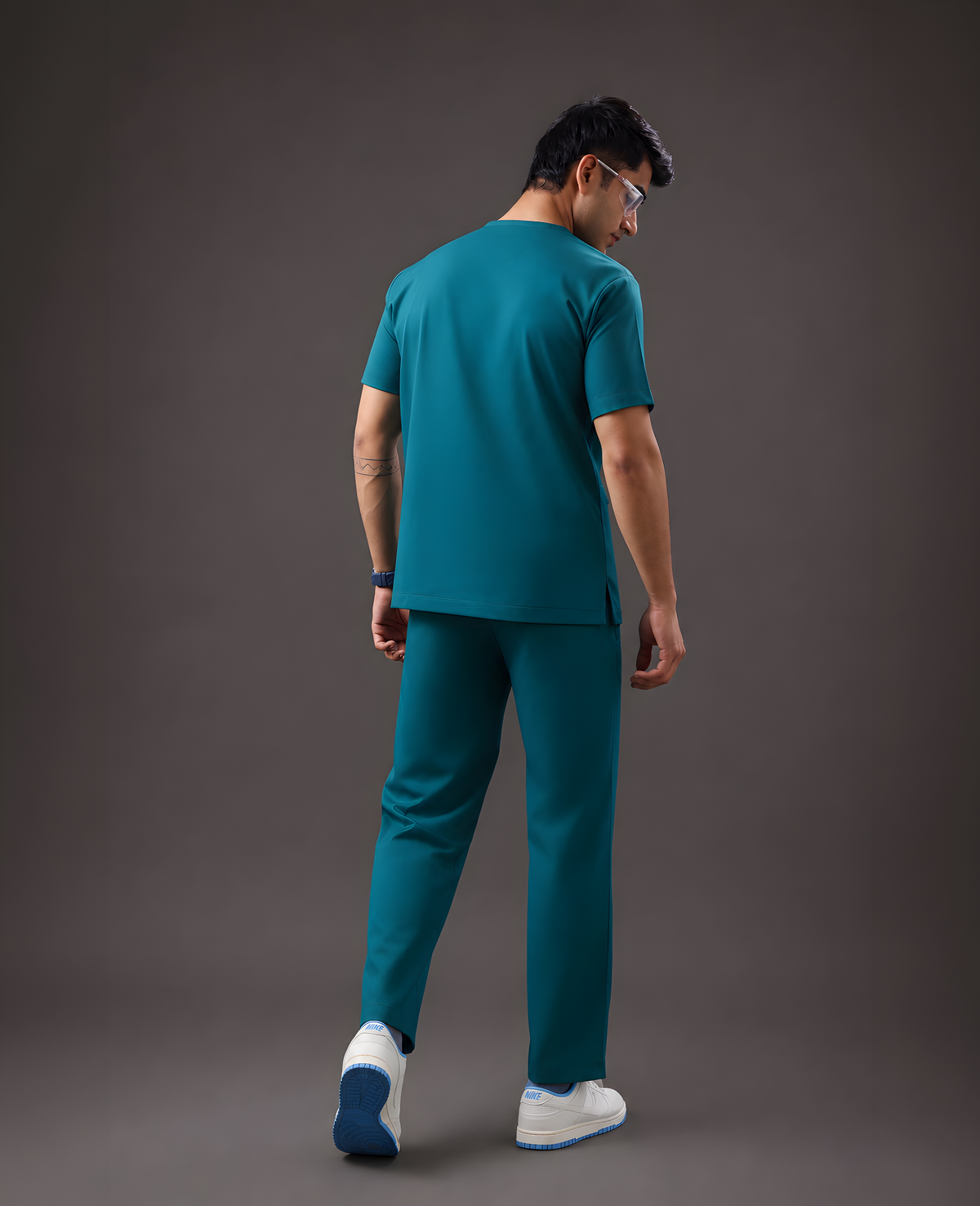 Classic Men's V-Neck New Gen Scrub
