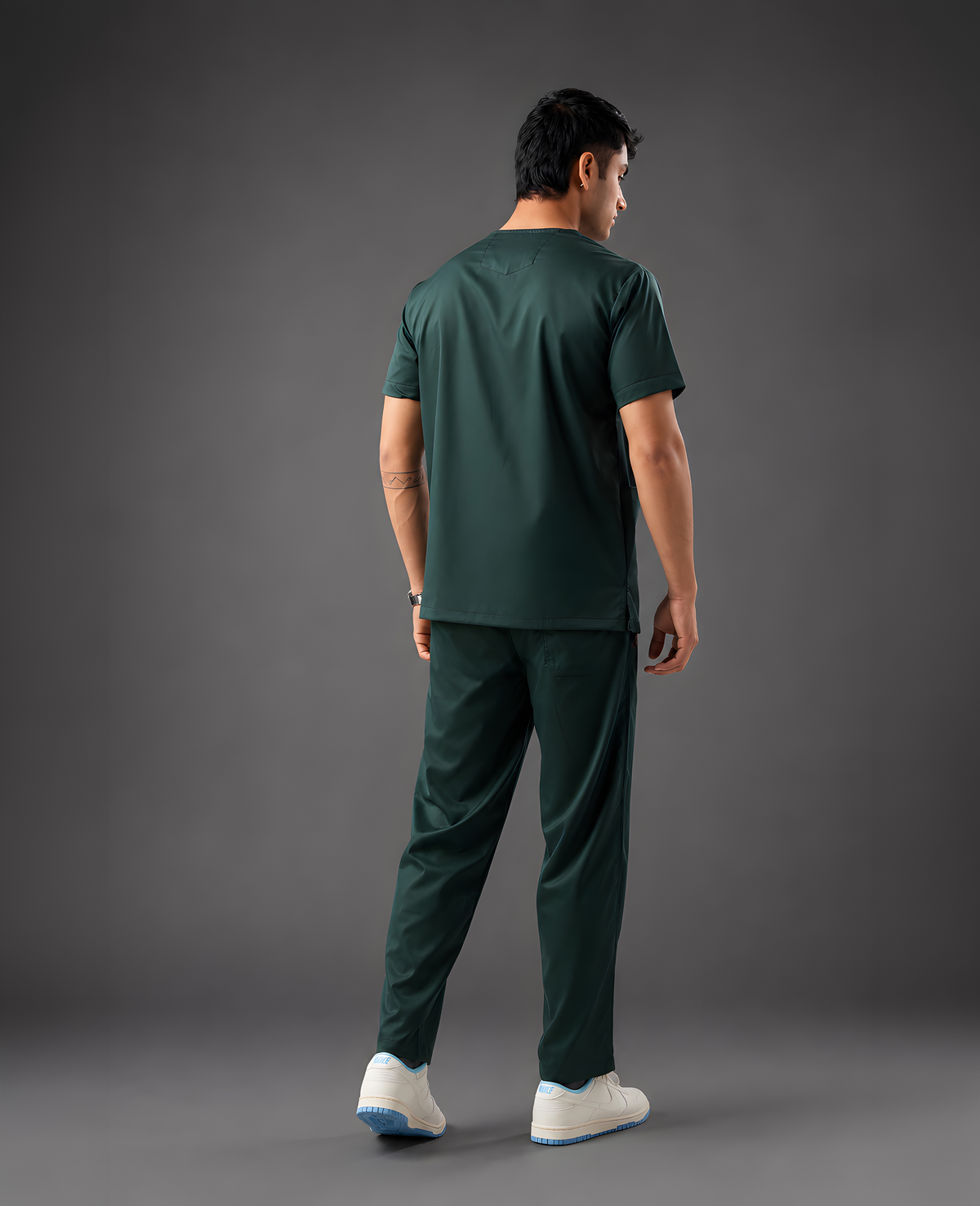 Classic Men's V-Neck New Gen Scrub